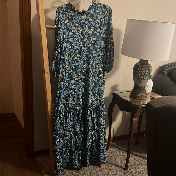 Zadie B’s Blue Green Floral Ruffled Tiered Maxi Dress with Bishop Sleeves Large - Picture 3 of 11